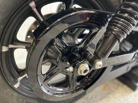 thumbnail interactive-video image 1 of V-Twin Rear Sprocket Lock Ring Kit Black For Harley Davidson – Pulley Lock Ring 1 of 4