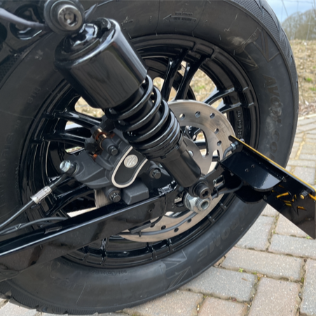 Sportster shock hot sale bolts